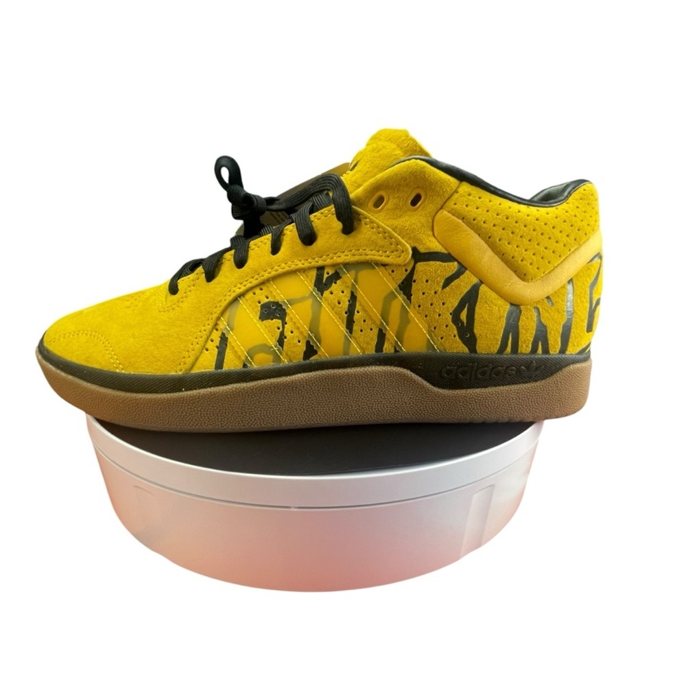Adidas Tyshawn F*ckin Awesome sneakers. Yellow & black. Brand new! Size 9.5M.